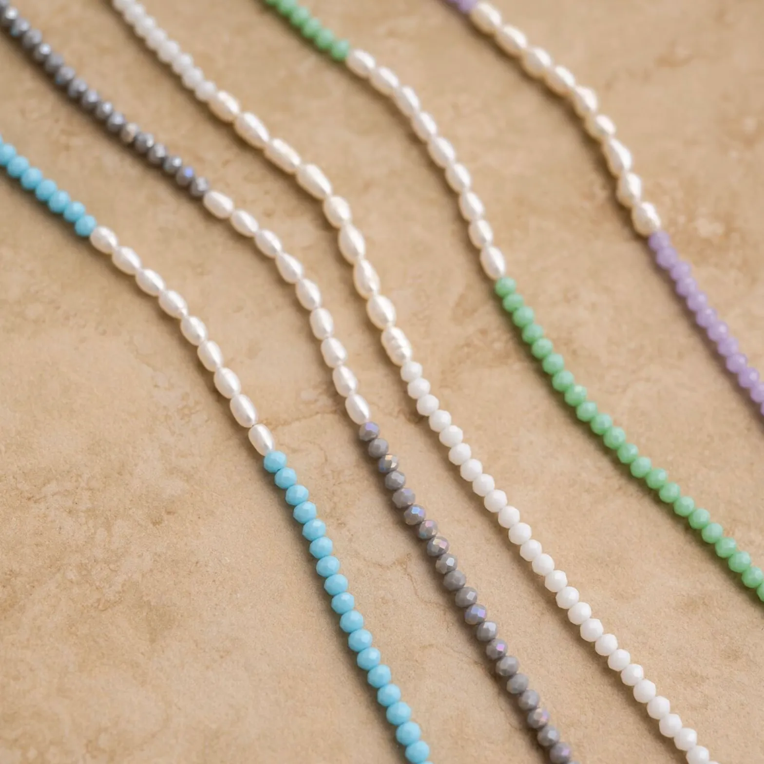 INDIGO & WOLFE ARLO NECKLACE: COAL