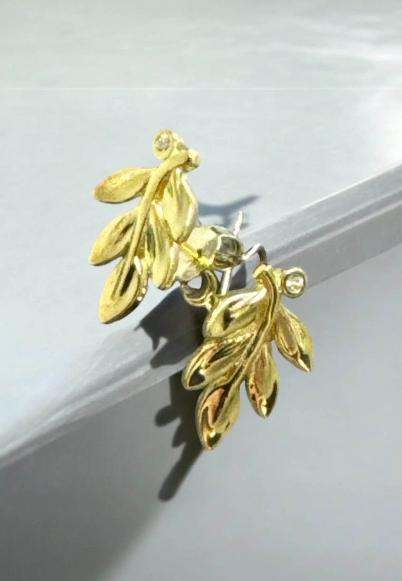 Laurel Leaf Stud Earrings Gold