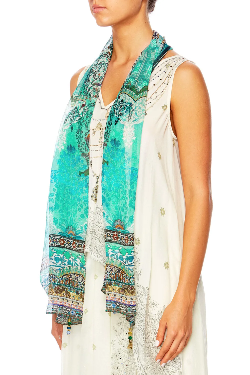 LONG SCARF THE SPIRIT WITHIN
