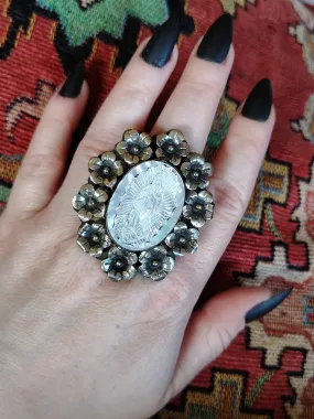 Madonna Ring
