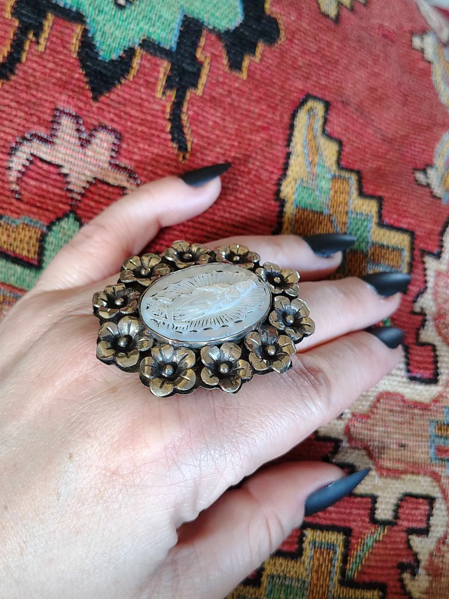 Madonna Ring