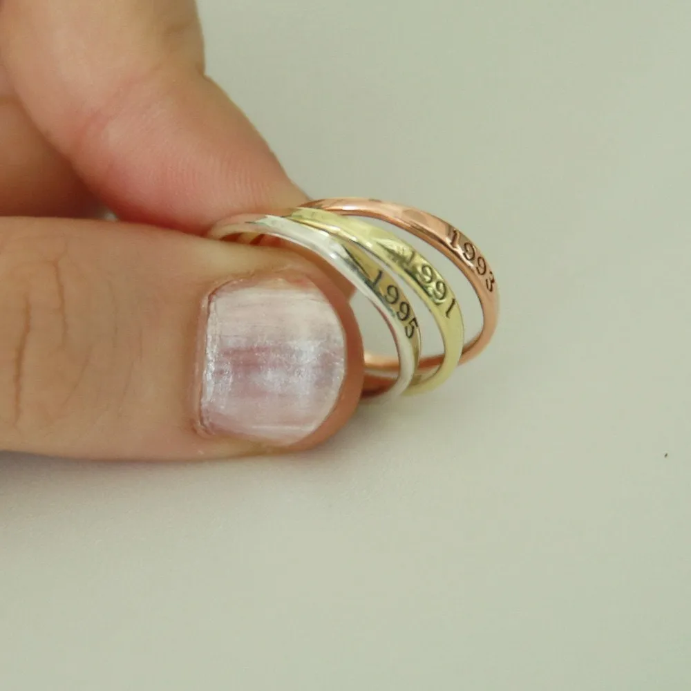 'Moment' Tiny Year Ring