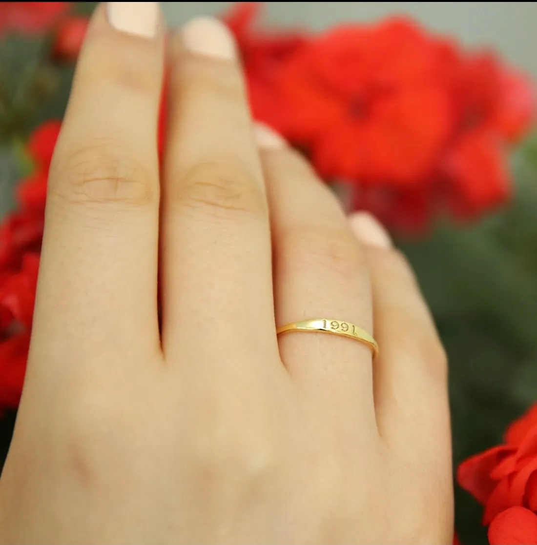 'Moment' Tiny Year Ring