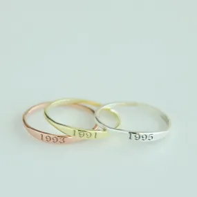 'Moment' Tiny Year Ring
