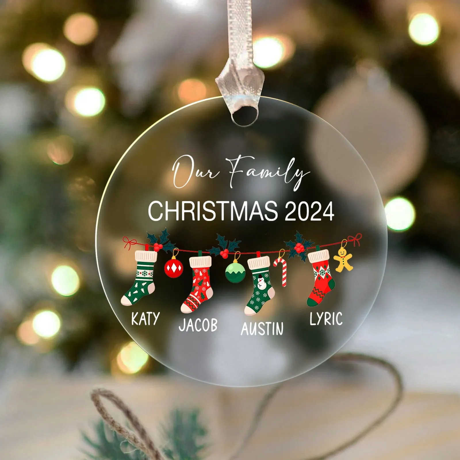 Personalized Family Christmas Ornament 2024 – Custom Family & Pet Ornament AV03-12