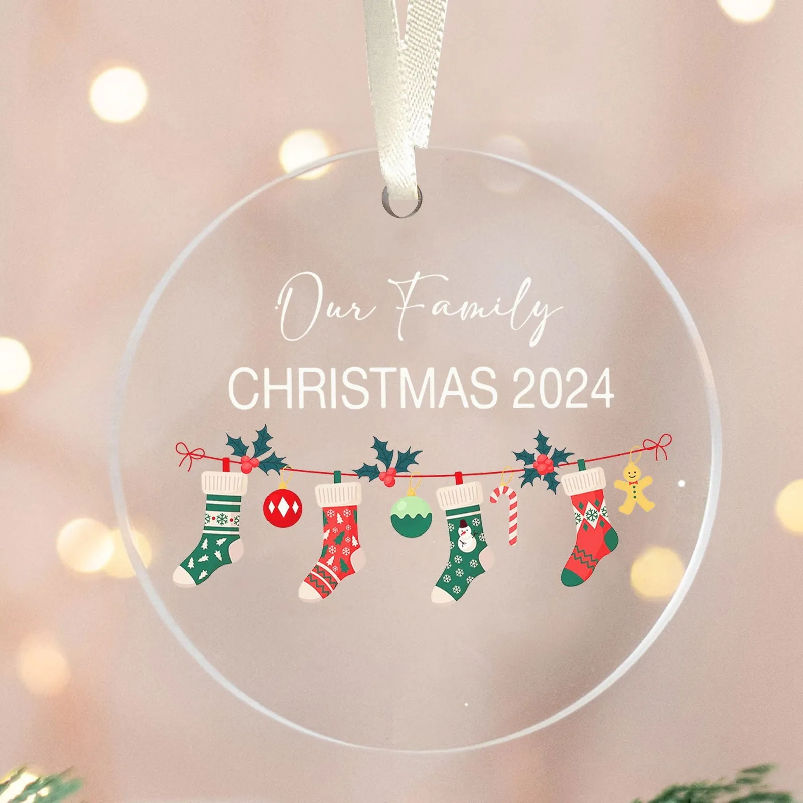 Personalized Family Christmas Ornament 2024 – Custom Family & Pet Ornament AV03-12