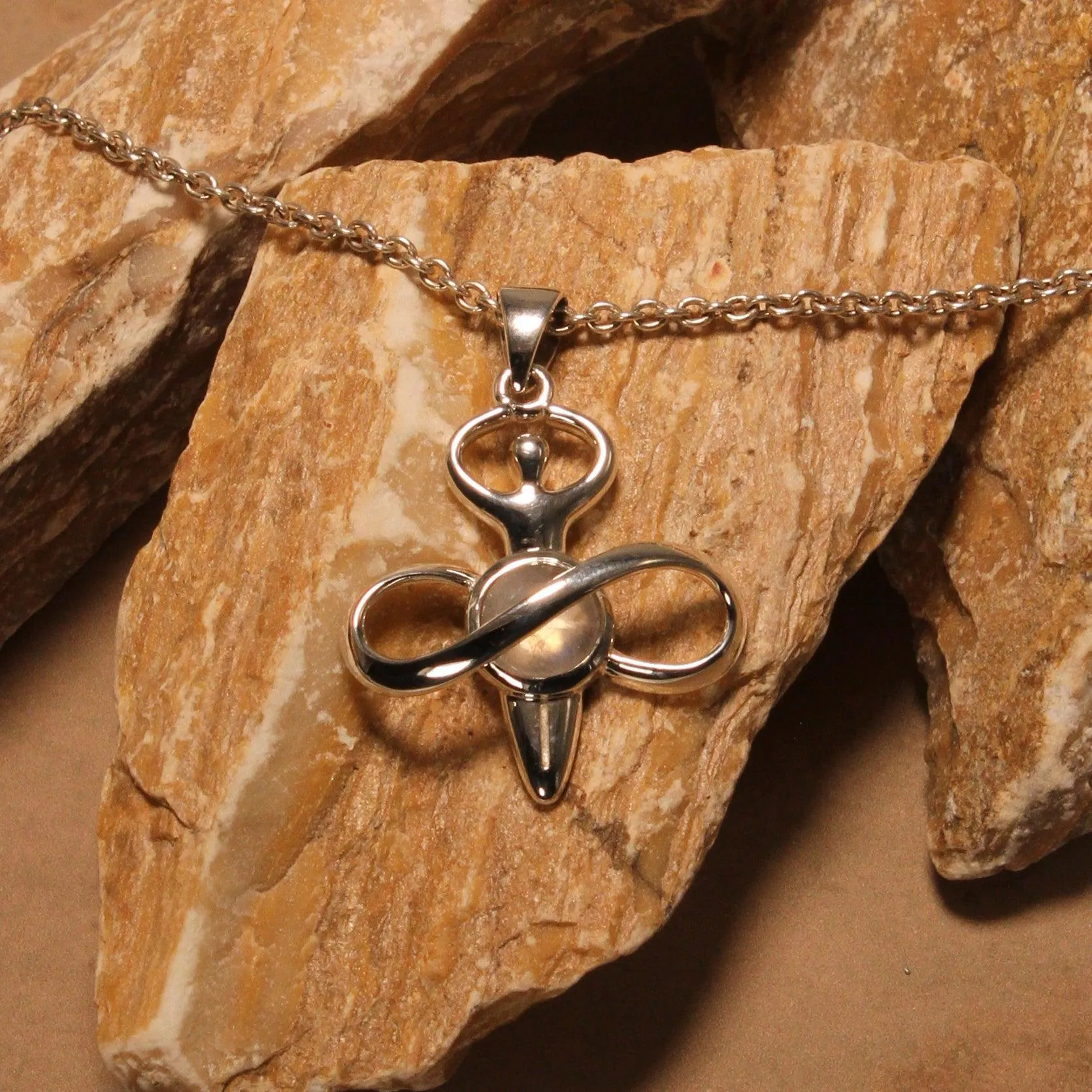Peter Stone Eternal Light of Goddess Silver Pendant with Gem TPD6176