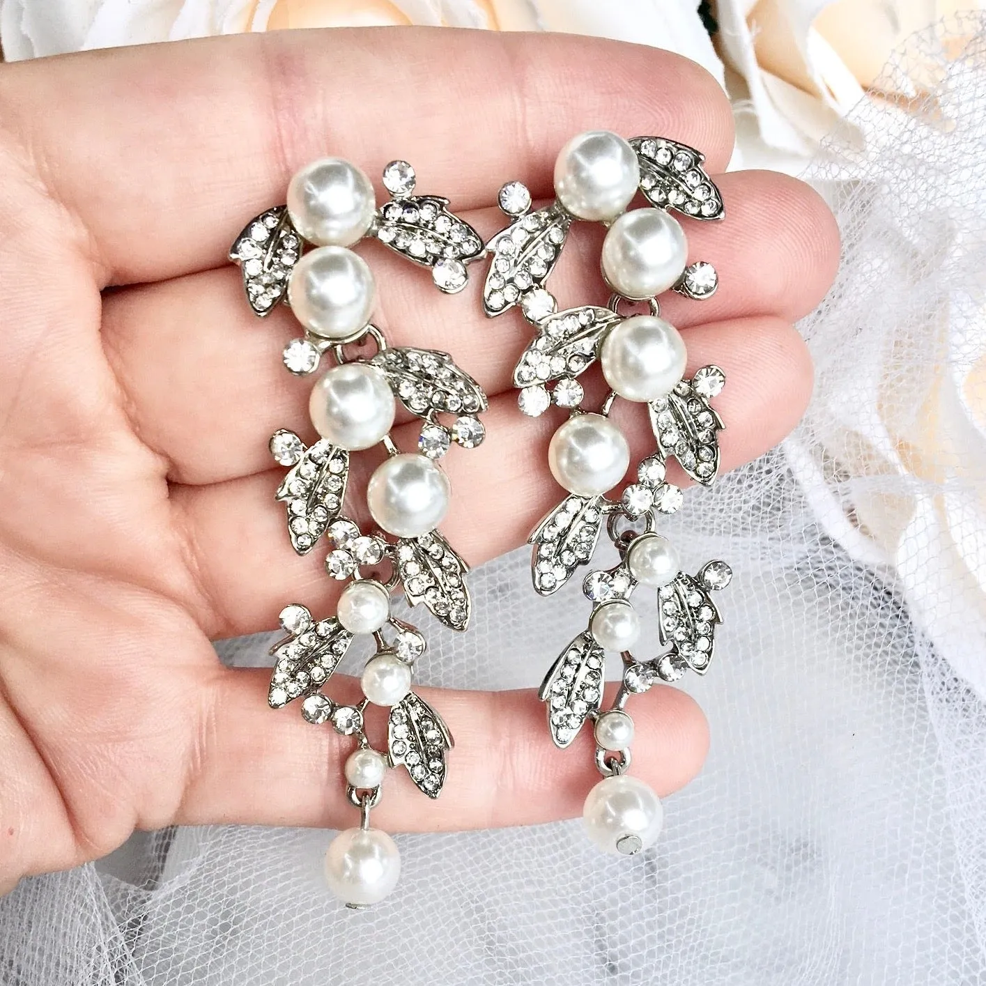 "Sidra" - Pearl Bridal Bracelet and Earrings Set
