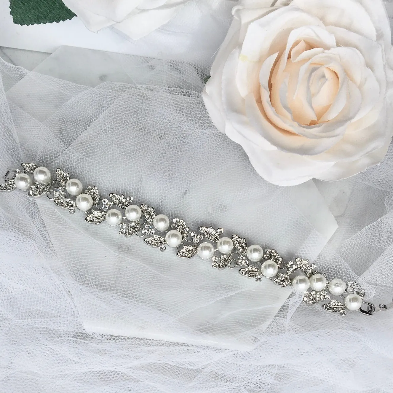 "Sidra" - Pearl Bridal Bracelet and Earrings Set