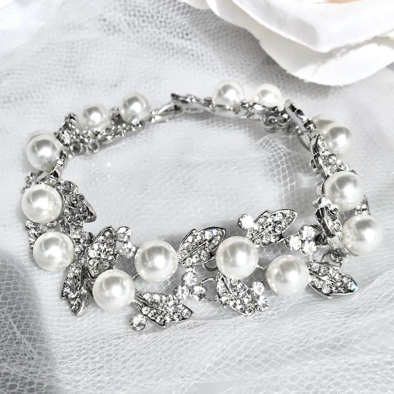 "Sidra" - Pearl Bridal Bracelet and Earrings Set
