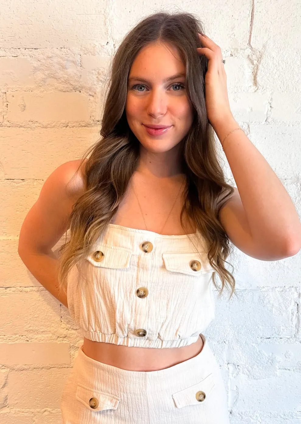 Sleeveless Button Crop Top
