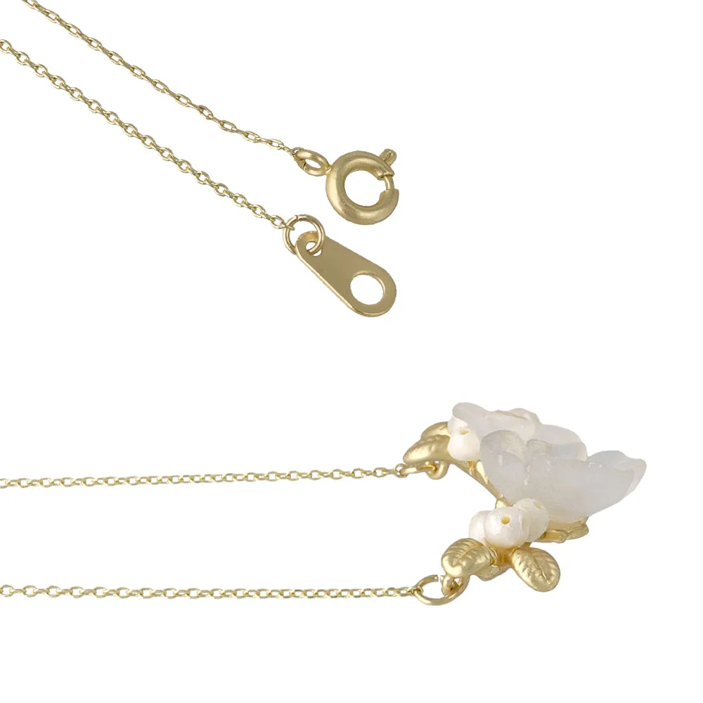 Small White Flower Necklace